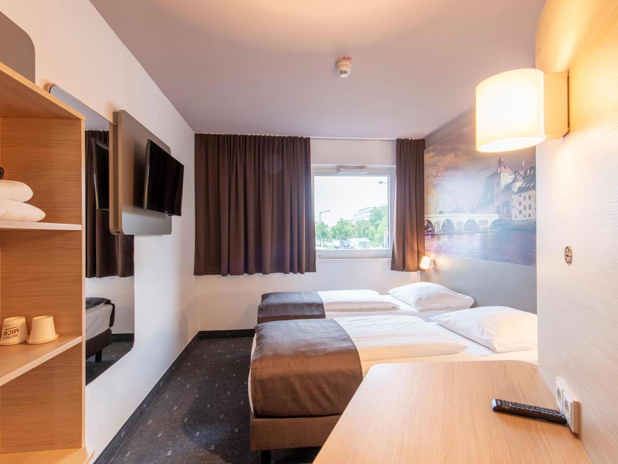 B&B Hotel Regensburg-City מראה חיצוני תמונה